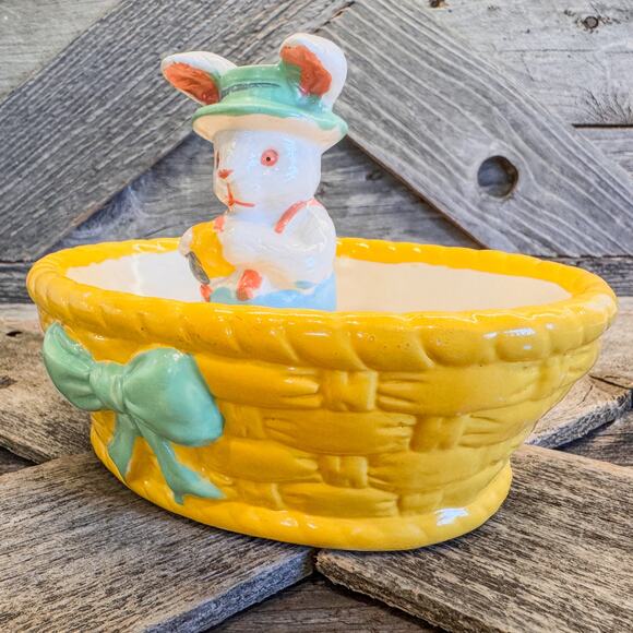 1997 Vintage Hermitage Pottery, Ceramic Easter Bunny and Basket Jelly Bean Dish - Picture 9 of 10